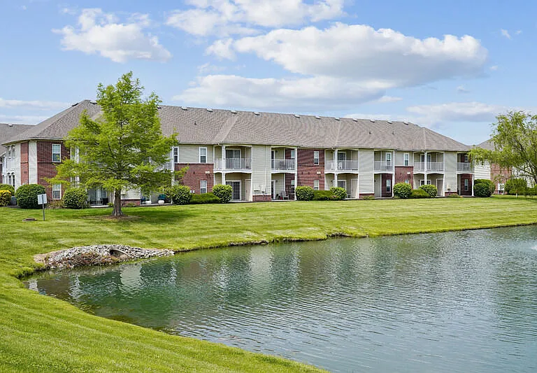 Summit Pointe — Photo 14