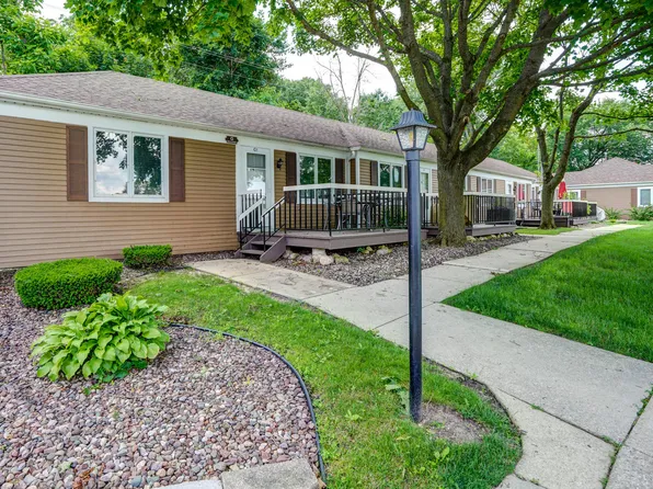 2501 S Browns Lake Dr, Burlington, WI 53105