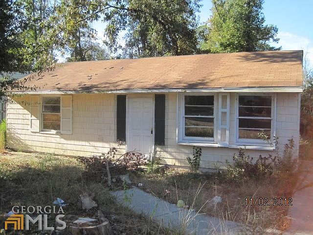 2nd image of 3883 Tyler Dr