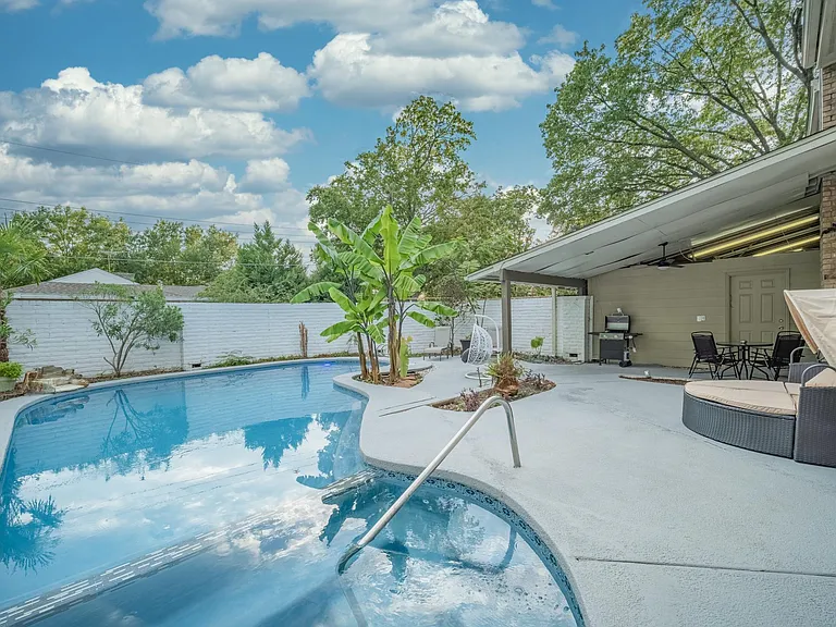 3614 Parader Ct — Photo 2
