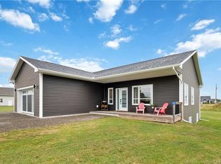 11 Riverside Dr, Petitcodiac, NB E4Z4T7
