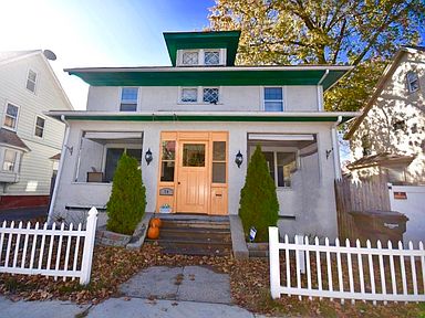 74 Lyndale St Springfield Ma 01108 Zillow