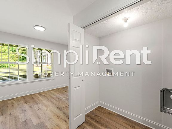 5th image of 2771 White Oak Dr #2787