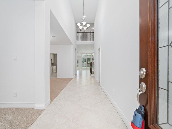 4th image of 17623 Barrowfield Ln