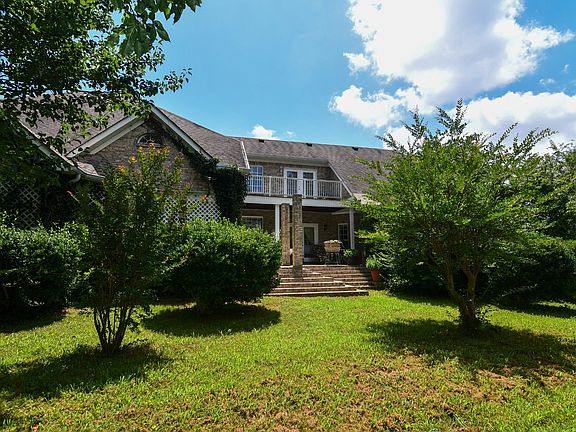 4th image of 440 Snow White Prince Ln