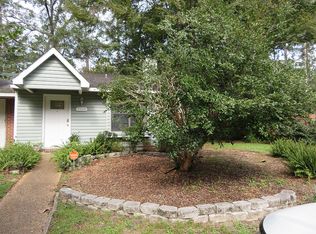 2166 Victory Garden Ln, Tallahassee, FL 32301