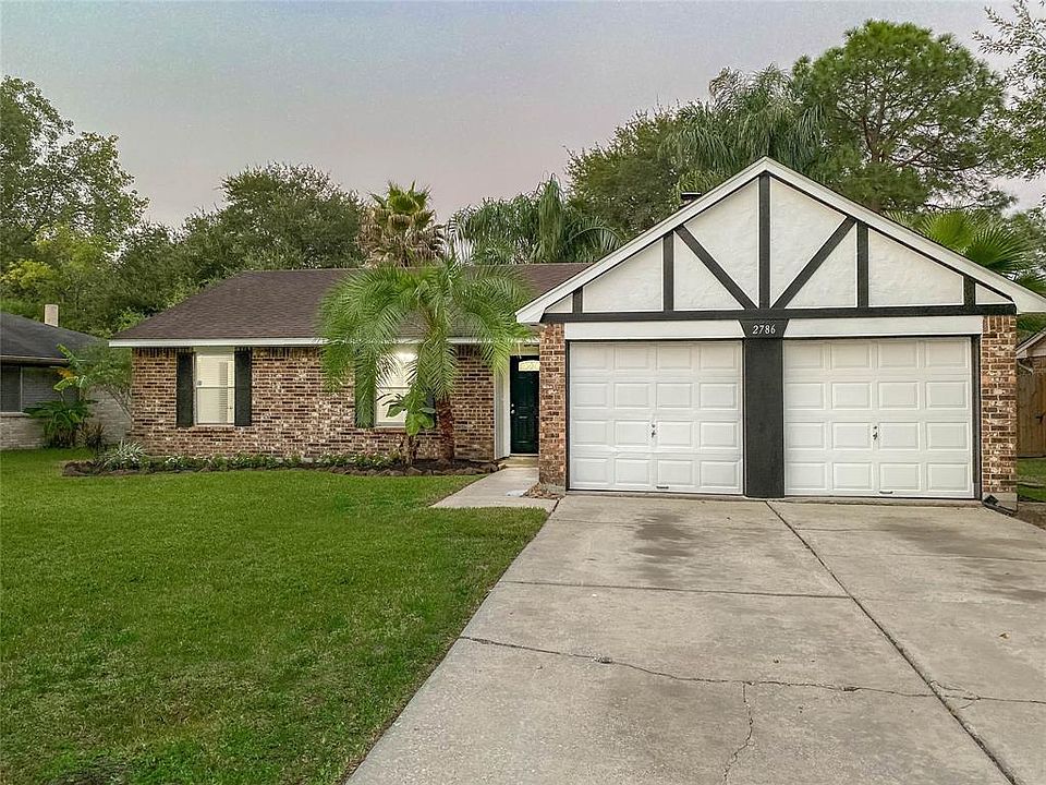 1st image of 2786 Wood Hollow Dr