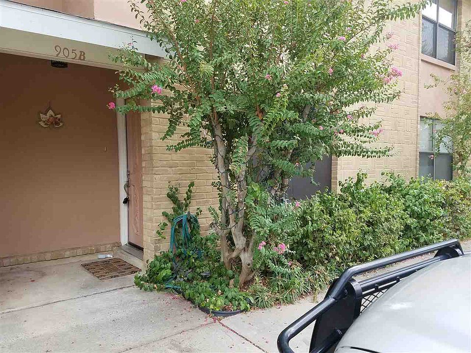 1st image of 905 Castle Heights Dr