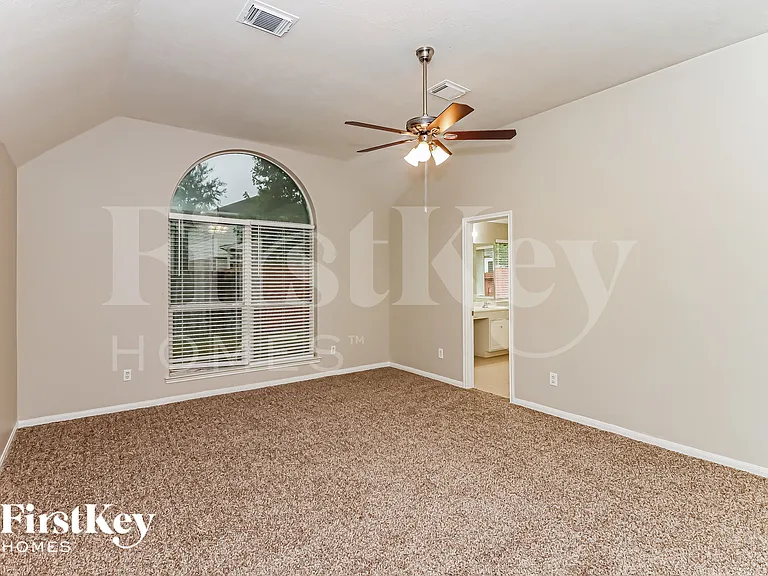 11026 Seminole Spring Ln — Photo 7