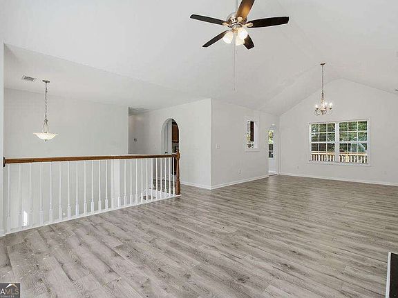 4th image of 4040 Brightmore Dr
