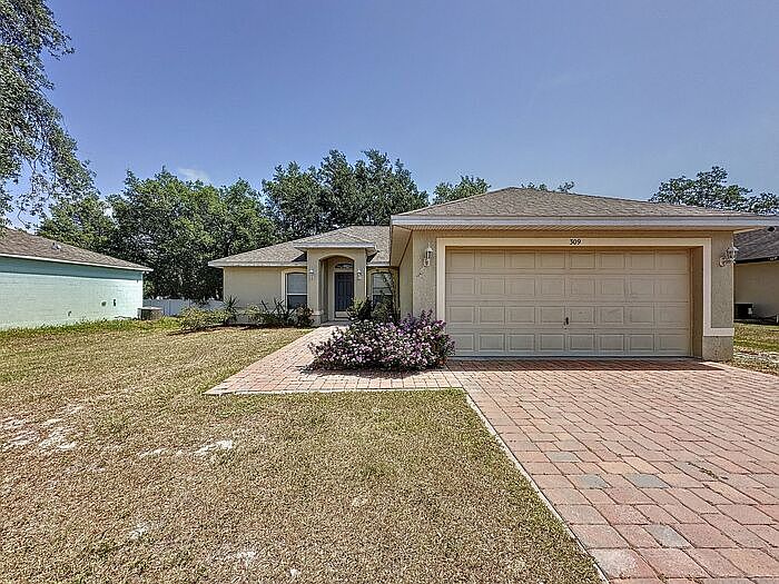 1st image of 309 Erie Ct
