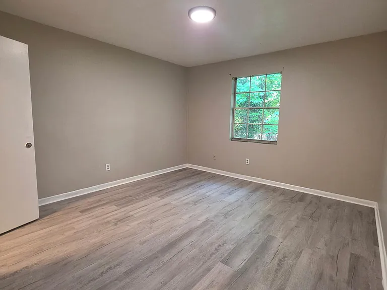 716 Townside Rd SW #10 — Photo 7
