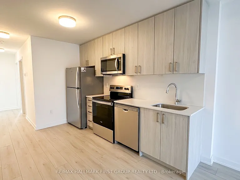 25 Palace St #P32 — Photo 7