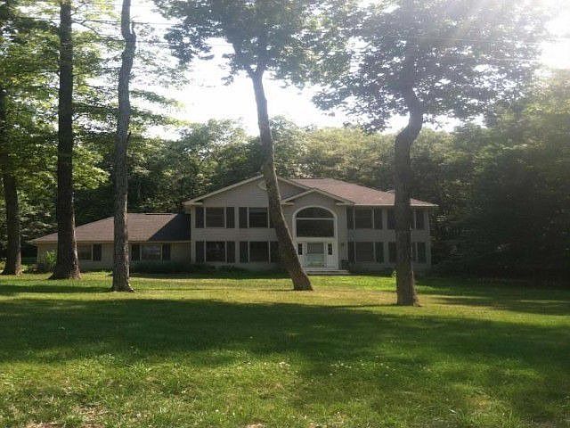 1st image of 266 Melvin Ln