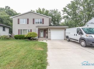 2432 Cherry Hill Rd, Toledo, OH 43615