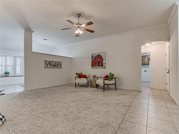 4th image of 2201 Bruckner Dr
