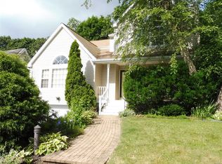 96 Mountain Ave, Bayville, NY 11709