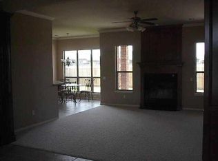 10716 NW 37th St #TOWNHOUSE, Yukon, OK 73099