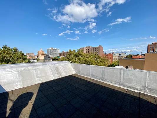 Rented by Bohemia Realty Group | media 22