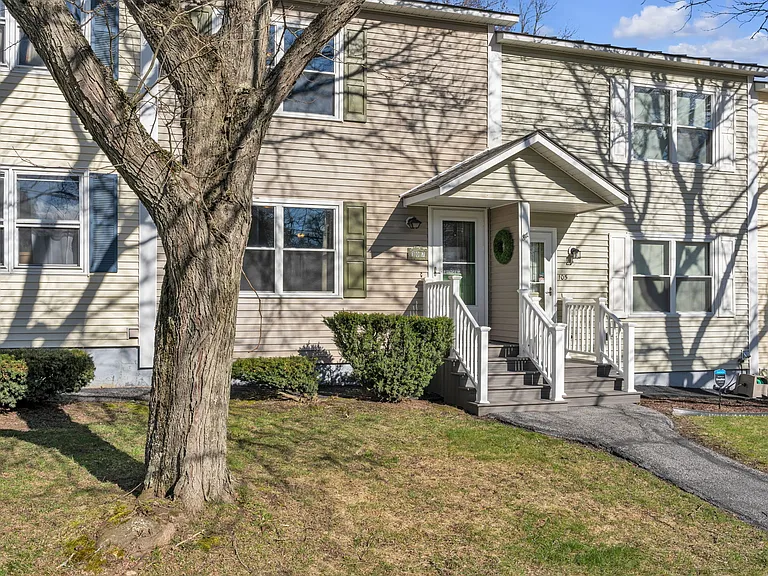 107 Beckley St — Photo 41