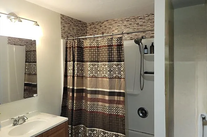 4 Post Oak Ln #15 — Photo 15