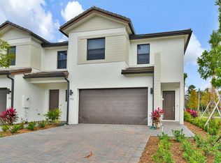 706 Del Vista Rd, Pompano Beach, FL 33069