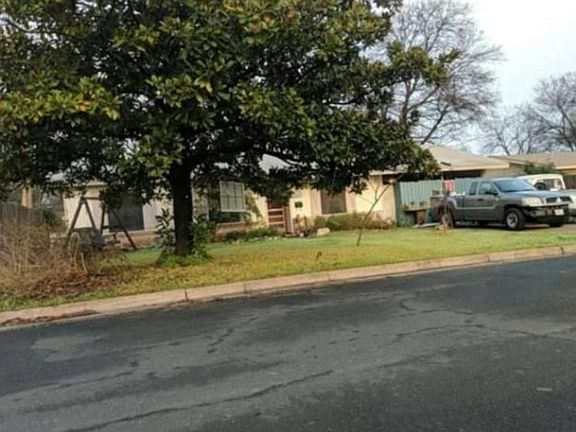 5th image of 8012 Gault St