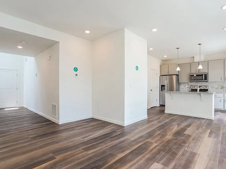 4726 N Tower Dr — Photo 5