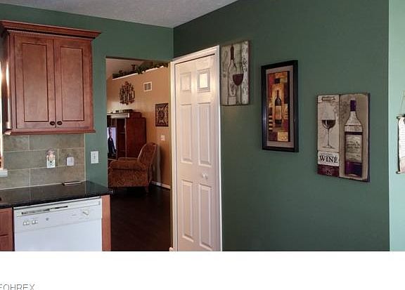 3rd image of 7196 Corniche St NW