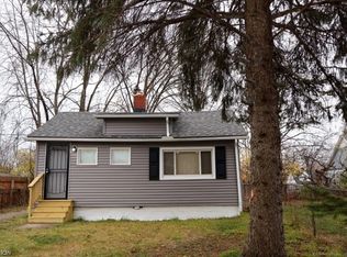 4655 Osborn Rd, Garfield Heights, OH 44128