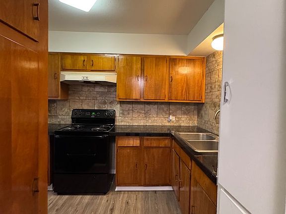 5th image of 1803 W Gramercy Pl APT 2F