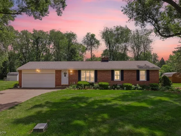 7612 Seel Ave NW, North Canton, OH 44720