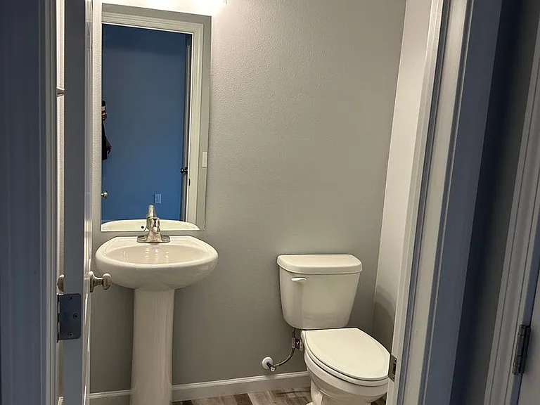 102 Marshall Loop — Photo 17