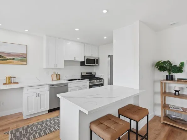 13754 Mango Dr Unit 315, Del Mar, CA 92014
