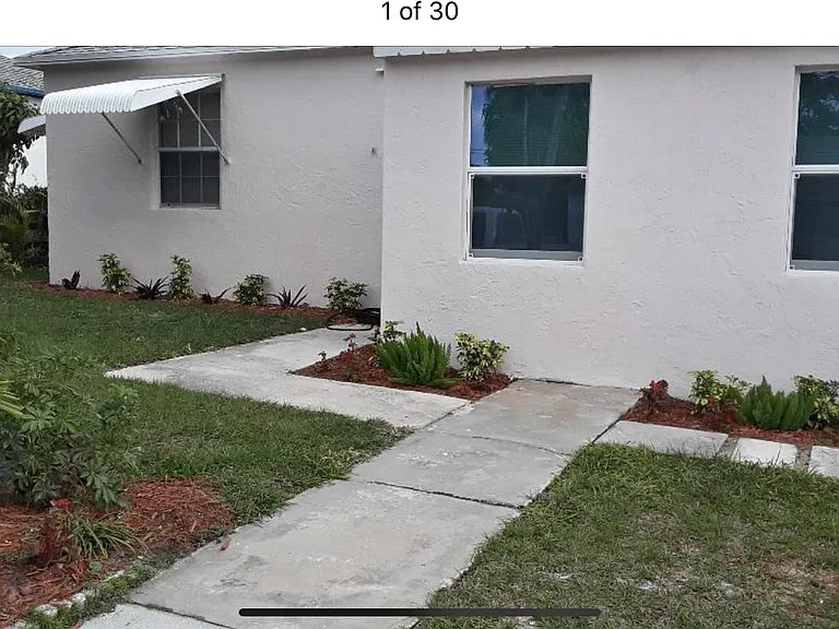 825 W 3rd St — Photo 2