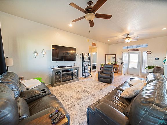 5th image of 2203 Miller Rd
