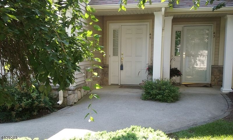1st image of 45 Harker Hill Dr