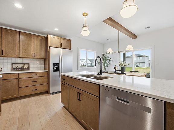 5th image of 6281 86th Ave S