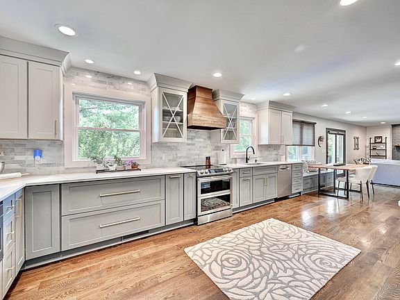 5th image of 1367 Ashford Pl