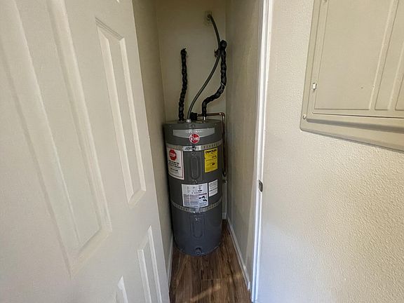 4th image of 54220 Pine Crest Ave