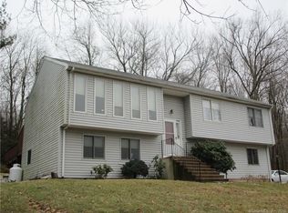 200 Lydale Pl, Meriden, CT 06450