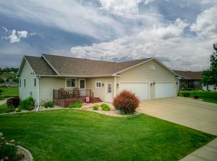 2020 Windmill Dr, Spearfish, SD 57783