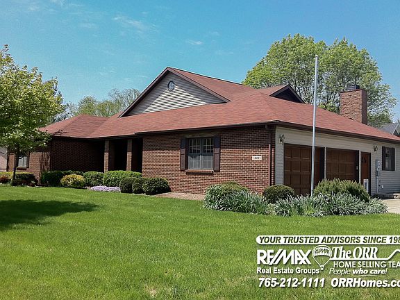 2nd image of 801 S Oakmont Cir