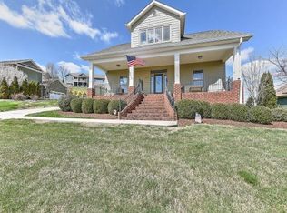 2310 Edinburgh Channel Rd, Kingsport, TN 37664