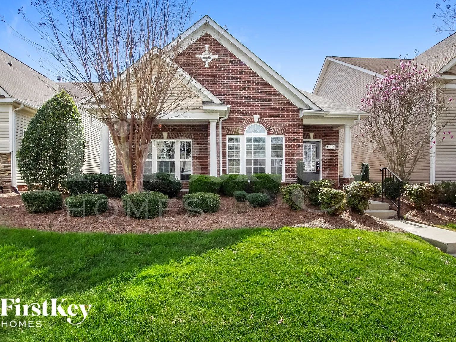 4 bed, 3.0 bath, 2666 sqft, $2,865 — Photo 1