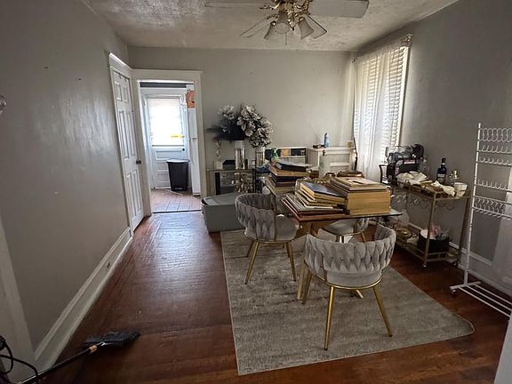 4th image of 164 Fairview Ave