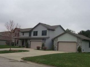 201 Wild Cherry Ln, North Manchester, IN 46962