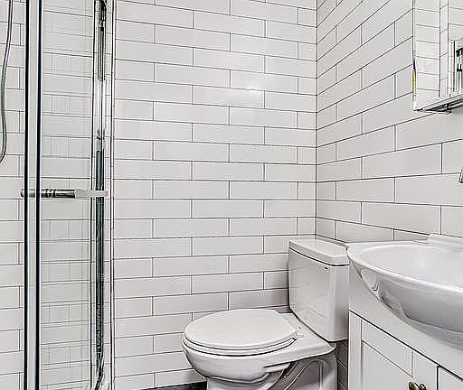 5th image of 20-15 49th St #1