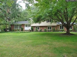 38500 Dodds Landing Dr, Willoughby, OH 44094