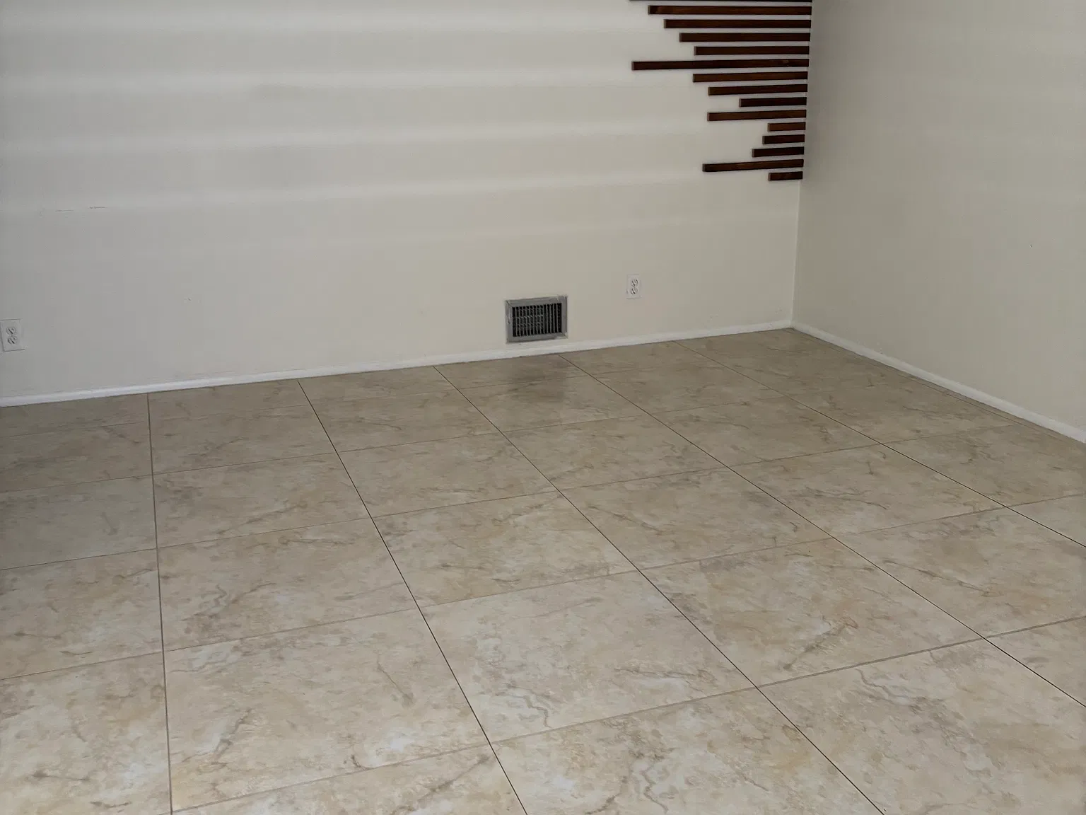 1 bed, 700 sqft, $1,550 — Photo 4